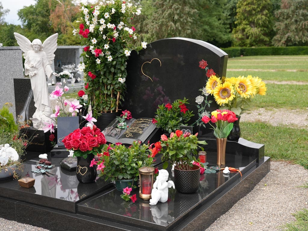 Monument funeraire de Marbrerie Friess
